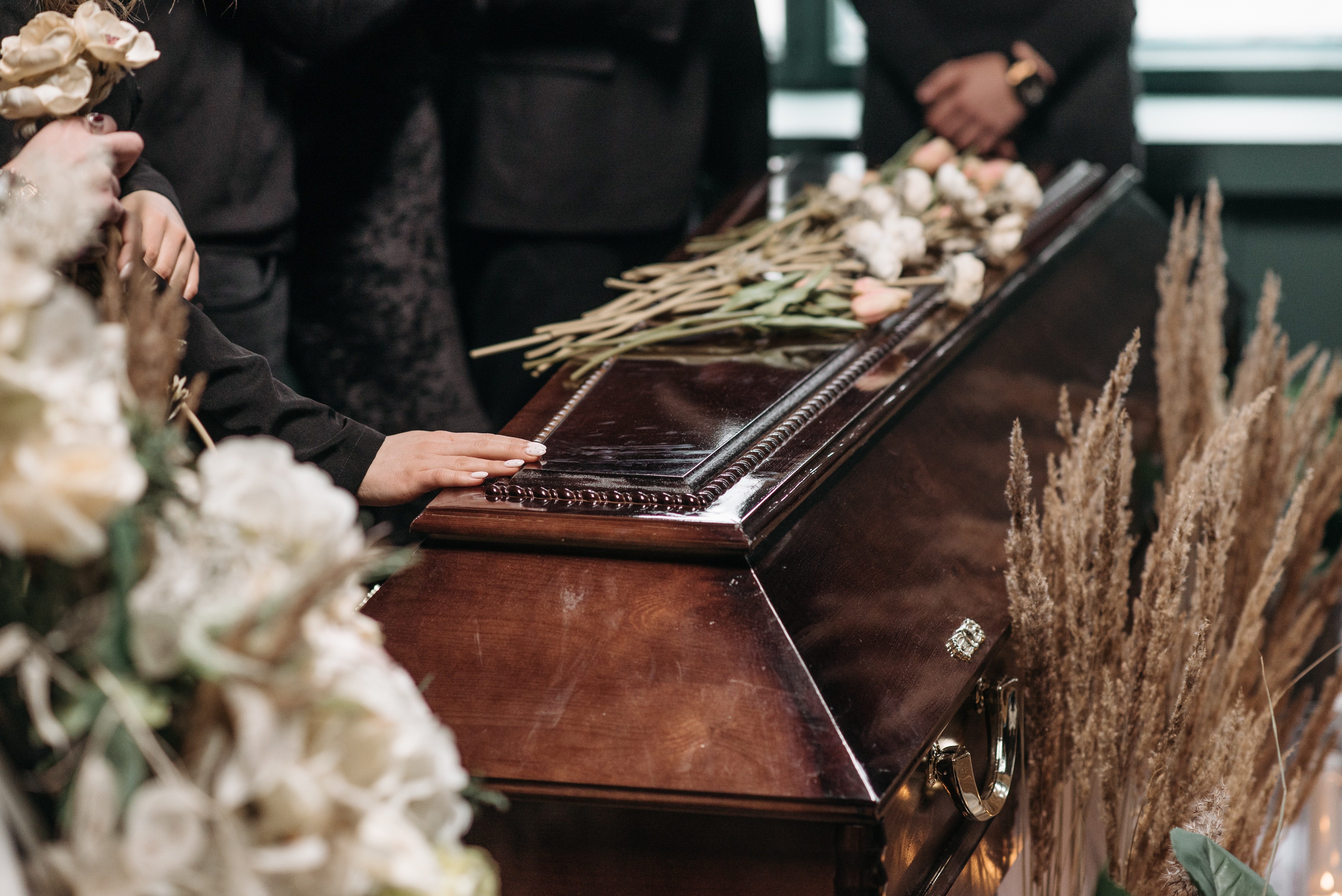Un local affecté à la vente d’articles funéraires est un local accessoire d’un funérarium